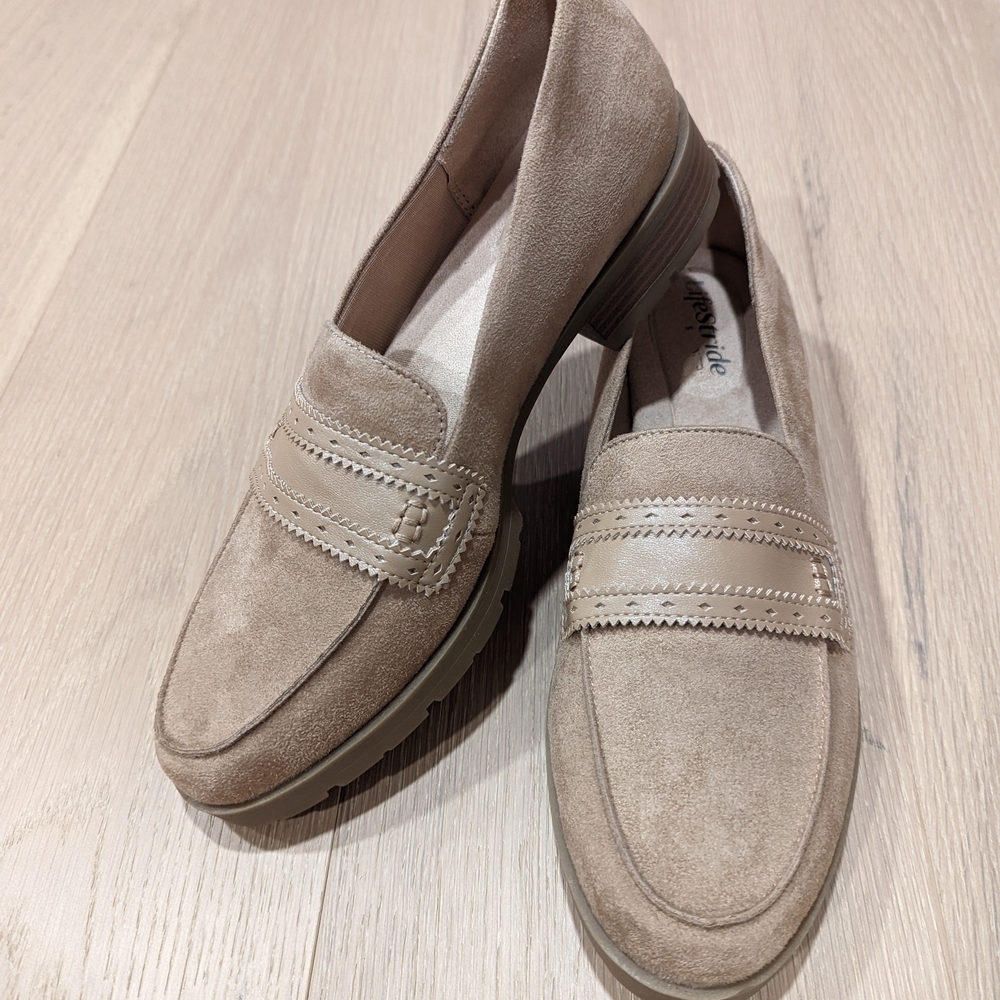 Life Stride Women's Tan Loafers - Picture 3 of 10